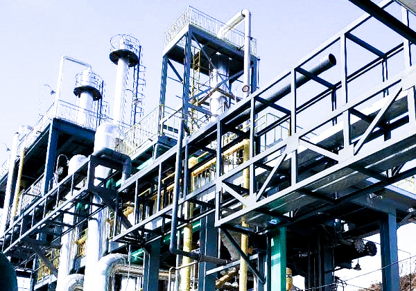 中藥提取濃縮設(shè)備三效蒸發(fā)器 中藥提取濃縮設(shè)備三效蒸發(fā)器